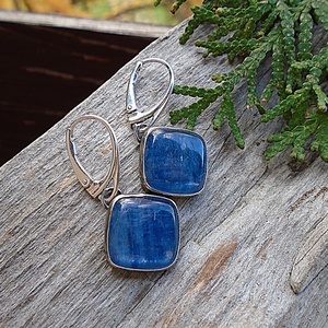 Ezüst Kyanit fülbevaló - ékszer - fülbevaló - lógó fülbevaló - Meska.hu