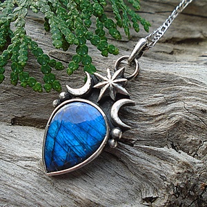 Ezüst  medál Ag925/1000 Labradorit - ékszer - nyaklánc - medál - Meska.hu