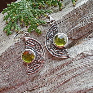 Ezüst fülbevaló Ag925 Vezuvianit - Meska.hu