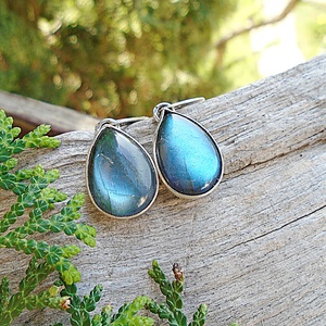 Ezüst Labradorit fülbevaló - ékszer - fülbevaló - lógó fülbevaló - Meska.hu