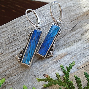 Ezüst Ag925 Labradorit fülbevaló - ékszer - fülbevaló - lógó fülbevaló - Meska.hu