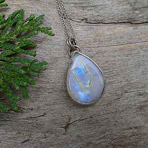 Ezüst medál Ag925/1000  Holdkő (Rainbow Moonstone) - ékszer - nyaklánc - medál - Meska.hu