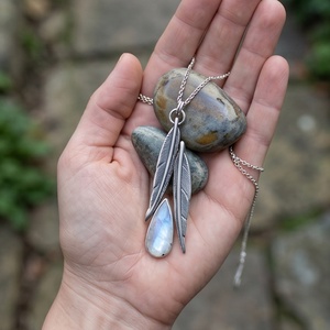 Ezüst medál Ag925/1000  Holdkő (Rainbow Moonstone) - ékszer - nyaklánc - medál - Meska.hu