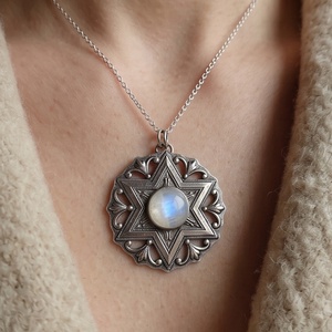 Ezüst medál Ag925/1000  Holdkő ( Moonstone) - ékszer - nyaklánc - medál - Meska.hu