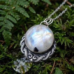 Ezüst medál Ag925/1000  Holdkő (Rainbow Moonstone) - ékszer - nyaklánc - medál - Meska.hu