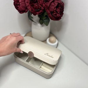 � Névre szóló ékszertartó doboz � személyre szabott ajándék - Meska.hu