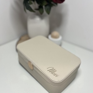 � Névre szóló ékszertartó doboz � személyre szabott ajándék - ékszer - ékszertartó - ékszerdoboz - Meska.hu