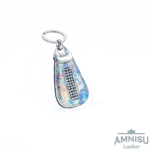 Hologramos csepp alakú swarovski köves bőr kulcstartó H3009 - Meska.hu