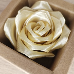 Mini rózsa box barna dobozban, Otthon & Életmód, Dekoráció, Virágdekoráció, Virágbox, Virágok, Mindenmás, MESKA