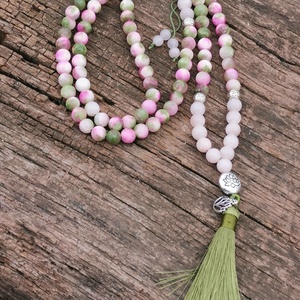 Jáde mala nyaklánc - ékszer - nyaklánc - bojtos nyaklánc - Meska.hu