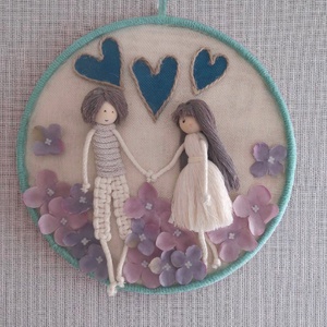 Szerelmes pár makramé falidísz  hortenzia virágokkal, személyre szabható - otthon & életmód - dekoráció - fali és függő dekoráció - falra akasztható dekor - Meska.hu Szerelmes pár makramé falidísz  hortenzia virágokkal, személyre szabható - otthon & életmód - dekoráció - fali és függő dekoráció - falra akasztható dekor - Meska.hu