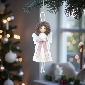 Makramé angyal karácsonyfadísz  kócos hajjal, elegáns masnival és filc szárnnyal - karácsony - karácsonyi lakásdekoráció - karácsonyfadíszek - Meska.hu