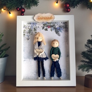 Karácsonyi ajándék tanárnak  Egyedi makramé figurák képkeretben - otthon & életmód - dekoráció - kép & falikép - 3d képek - Meska.hu