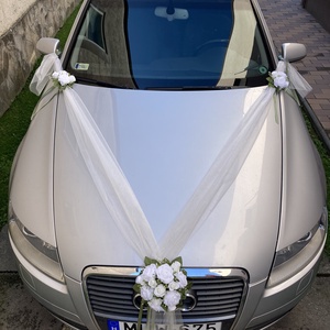Fehér rózsákból készült 3 darabos esküvői autódísz - Meska.hu