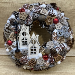 Téli kopogtató fa házikókkal - Meska.hu