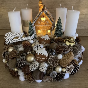 Adventi koszorú  világítós mézeskalács házikóval - karácsony - adventi díszek - adventi gyertyadíszek és koszorúdíszek - Meska.hu