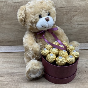 Ferrero bonbonos box mackóval, Otthon & Életmód, Dekoráció, Virágdísz és tartó, Virágbox, virágdoboz, Virágkötés, MESKA