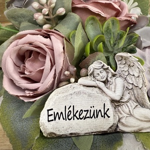 Szív alakú sírdísz lila boglárkákkal - otthon & életmód - vallás - temetkezési tárgy - Meska.hu