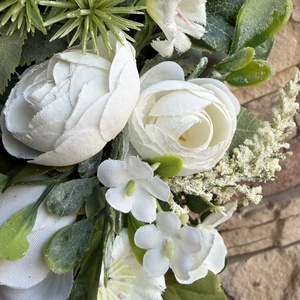 Zöld-fehér kopogtató tojásokkal - otthon & életmód - dekoráció - ajtó- és ablak dekoráció - ajtódísz & kopogtató - Meska.hu