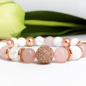 Rosegold ásvány karkötő makraméval - ékszer - karkötő - bogyós karkötő - Meska.hu