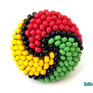 Spirálos színű kerek gyűrű - Amikor a reggae szól - ékszer - gyűrű - gyöngyös gyűrű - Meska.hu