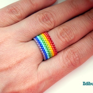 Szivárvány színű Pride gyűrű - ékszer - gyűrű - gyöngyös gyűrű - Meska.hu