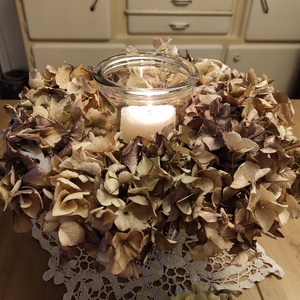 Adventi, szárított hortenzia kopogtató/asztaldísz - otthon & életmód - dekoráció - ajtó- és ablak dekoráció - ablakdísz - Meska.hu