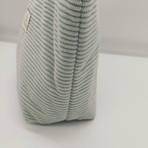 Női neszeszer vízhatlan béléssel- nagy méretű  - táska & tok - neszesszer - Meska.hu