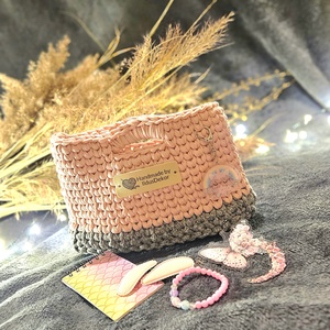 Horgolt kislány táska �� - táska & tok - pénztárca & más tok - pénztárca - gyerek pénztárca - Meska.hu