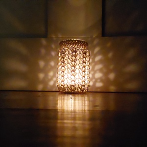 Horgolt mécsestartó 12 cm, Karácsony, Karácsonyi lakásdekoráció, Karácsonyi lakásdíszek, Horgolás, MESKA