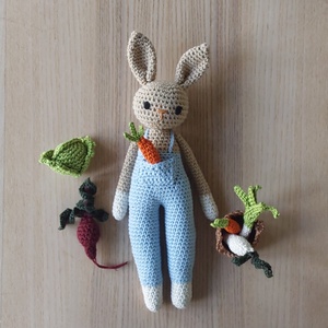 Kertész nyuszi - játék & sport - plüssállat & játékfigura - nyuszi - Meska.hu