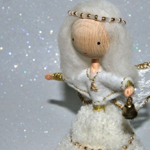 Arany-fehér angyalka/tündér - pom-baba -  - Meska.hu