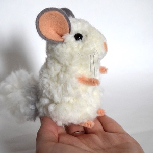 Fehér csincsilla -  - Meska.hu