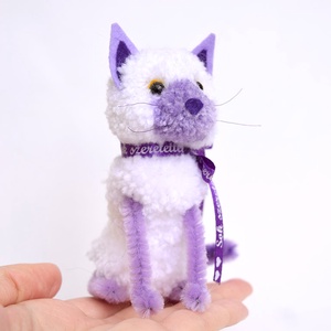 Orgona a lila-fehér kis cica - otthon & életmód - dekoráció - dísztárgy - Meska.hu