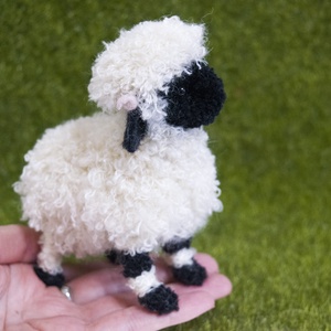 Wallisi feketeorrú juh - Meska.hu