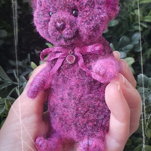 Pom - Teddy maci - Bíborka - otthon & életmód - dekoráció - dekoratív figurák és szobrok - Meska.hu