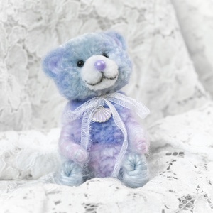 Pom - Teddy maci - Pöttöm Lila Orr - otthon & életmód - dekoráció - dekoratív figurák és szobrok - Meska.hu