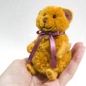Pom - Teddy maci - Arany Avarka - otthon & életmód - dekoráció - dekoratív figurák és szobrok - Meska.hu