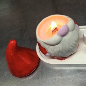 Manó tégelyes illatgyertya - karácsony - karácsonyi lakásdekoráció - karácsonyi illatgyertya, mécses - Meska.hu