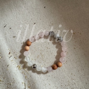 Mamám emlékére - Aromakarkötő - Meska.hu