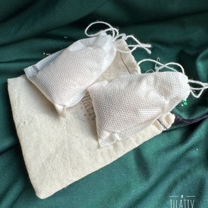 Zöld harmónia - parfümolajos illatosítózsák autóba , szekrénybe - otthon & életmód - autó - autós illatosító - Meska.hu Zöld harmónia - parfümolajos illatosítózsák autóba , szekrénybe - otthon & életmód - autó - autós illatosító - Meska.hu