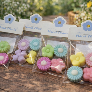 Aprócska gyöngyvirág illatviasz, Otthon & Életmód, Gyertya, illat, aroma, Gyertya, Gyertya-, mécseskészítés, MESKA