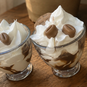Kókuszos-Vaníliás Frappuccino-gyertya - Meska.hu