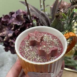 Bögrés szójaviasz gyertya vörösáfonya-marcipán illatban 360 ml - otthon & életmód - gyertya, illat, aroma - gyertya - Meska.hu Bögrés szójaviasz gyertya vörösáfonya-marcipán illatban 360 ml - otthon & életmód - gyertya, illat, aroma - gyertya - Meska.hu