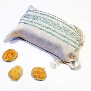 Kézzel szövött, pamut kenyereszsák - 0,5 kg - otthon & életmód - konyhafelszerelés, tálalás - konyhai tárolás - kenyértartó - Meska.hu