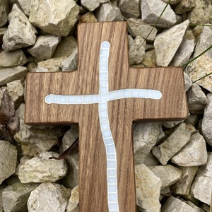 Fa kereszt, falikereszt - fehér üvegmozaik berakással, szilfa, 21 cm, keresztelő, esküvői ajándék - otthon & életmód - vallás - kereszt - Meska.hu