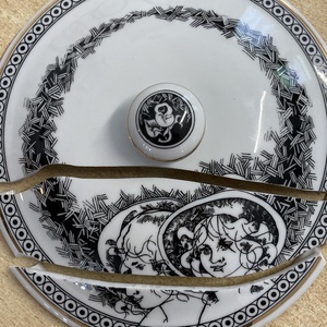 Szász Endre mentett darabok - rózsás porcelán fülbevaló - nemesacél akasztóval - ékszer - fülbevaló - lógó fülbevaló - Meska.hu