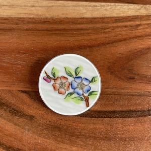 Herendi mentett darabok - nemesacél bross virágos porcelánnal, kitűző, Ékszer, Kitűző és Bross, Mozaik, Ékszerkészítés, MESKA