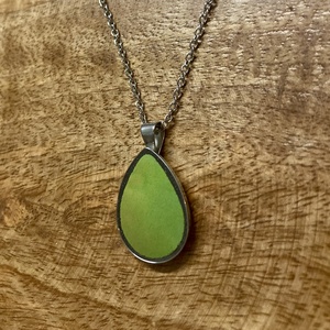 Eozinos mentett Zsolnay darabok - porcelán nyaklánc, nemesacél csepp medálos - ékszer - nyaklánc - medálos nyaklánc - Meska.hu