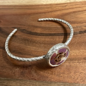 Zsolnay mentett darabok - virágos porcelán karperec - állítható - ékszer - karkötő - karkötő medállal - Meska.hu